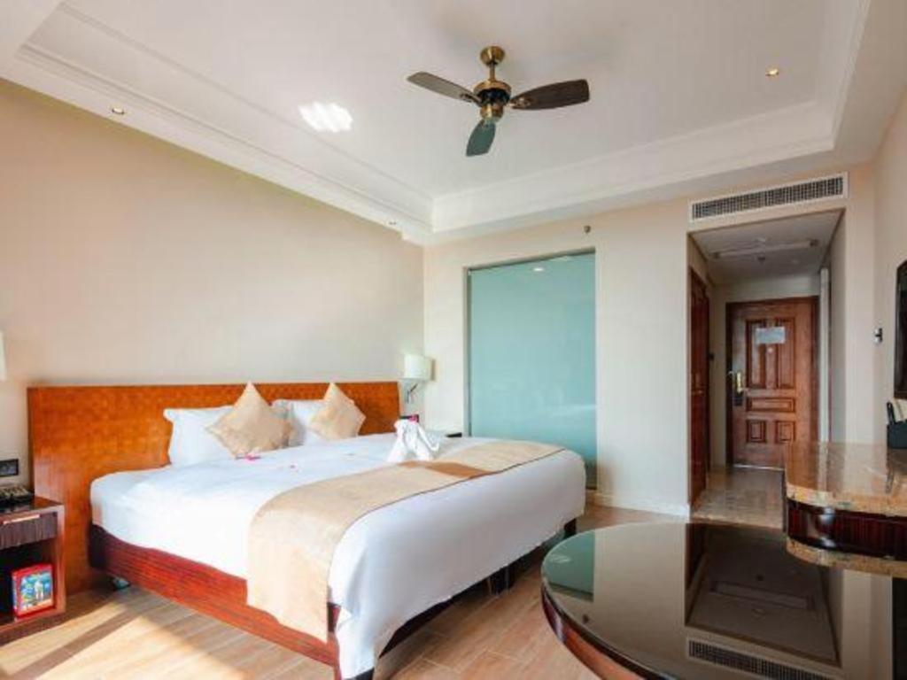Hainan Yatai Hot Spring Hotel Хайкоу Экстерьер фото